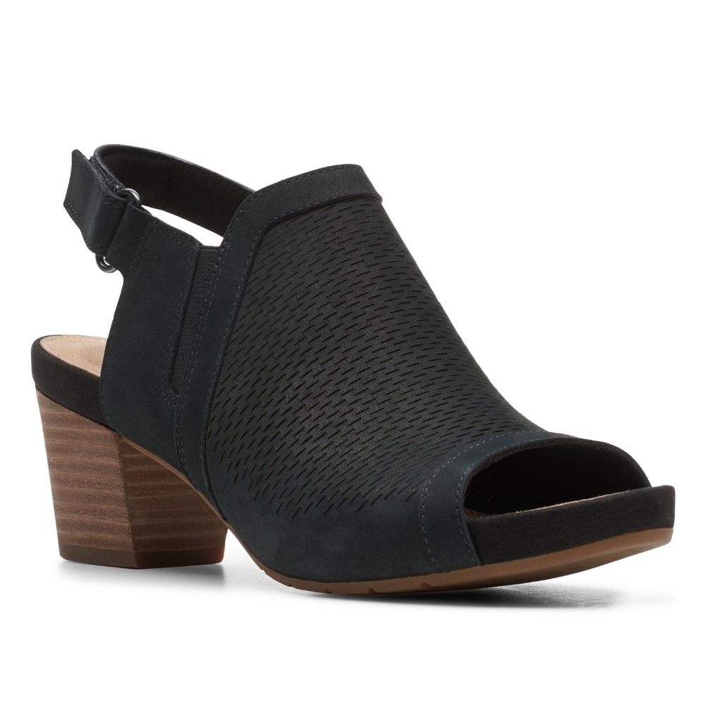 Clarks peep toe sandal